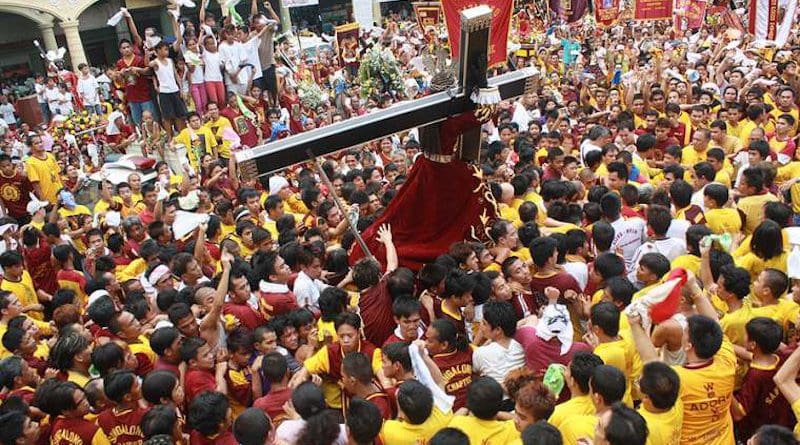 Procession of the Black Nazarene in Manila, January 7, 2010. Credit: Denvie Balidoy/Flickr (CC BY 2.0)