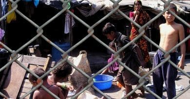 india slum poverty caste