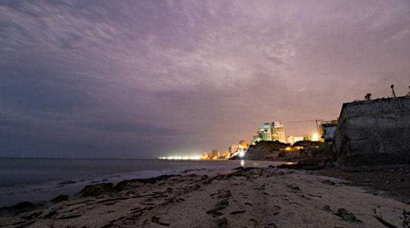 Panorama of the port city of Manta, in Ecuador, close to where the El Aromo project is planned to be built. Photo: Diego Lizcano / Flick-CC BY-NC-ND 2.0.