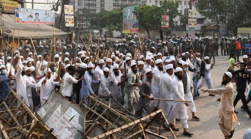 Supporters of Hefajat-e-Islam protest in Dhaka as part of a nationwide strike on March 28. (Photo: Piyas Biswas)