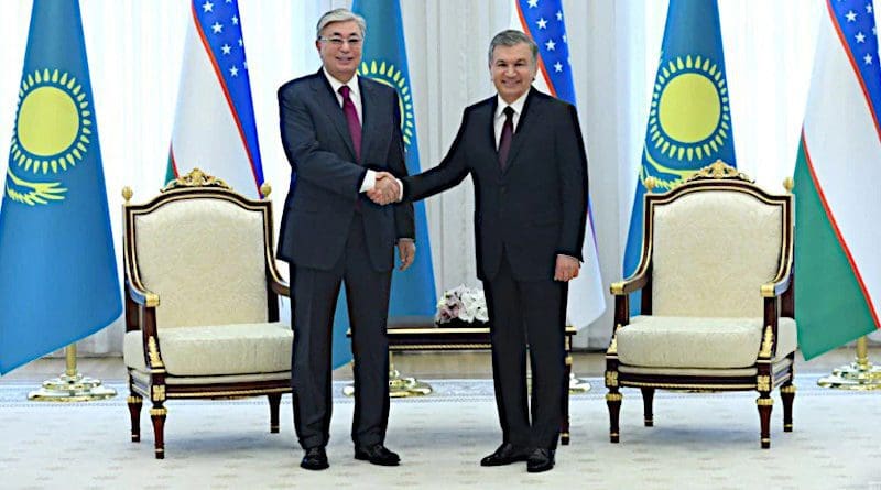 Uzbek President Shavkat Mirziyoev (right) meets with his Kazakh counterpart Qasym-Zhomart Toqaev in Tashkent in April 2019. Photo Credit: President.uz
