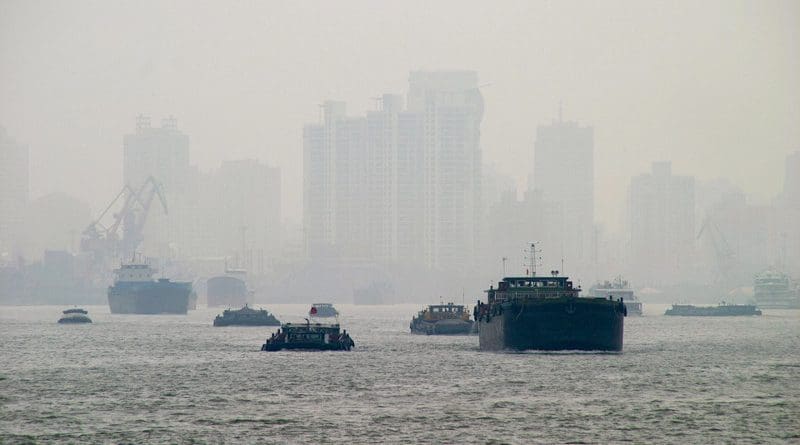 Pollution Fog Shanghai Boats Smog River Skyscraper China