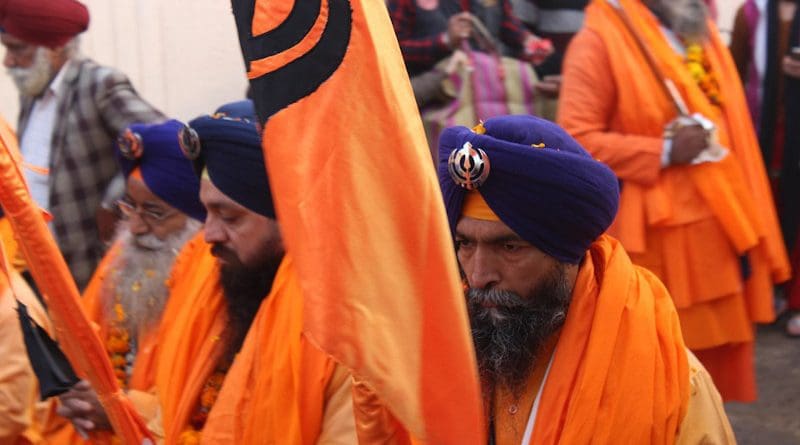 Sikh Religion Sikhism Punjab Holy Punjabi Patiala