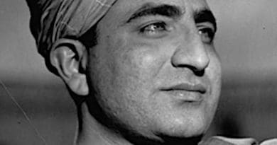 Khan Abdul Ghani Khan in the 1940s. Photo Credit: Wikipedia Commons