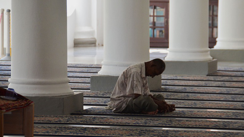 Ramadan Malaysia Asia Mosque Praying Muslim Islam Religion Pray Islamic