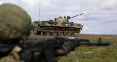 Russian airborne troops take part in exercises in Crimea on March 19, 2021. Photo Credit: Mil.ru