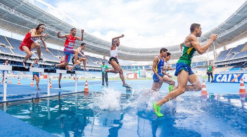 Race Run Sports Action Athletes Competition Hurdles Men People