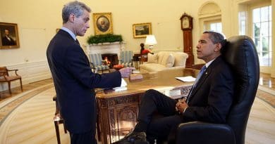 US President Barack Obama and Rahm Emanuel in the Oval Office. Photo Credit: White House, Wikipedia Commons