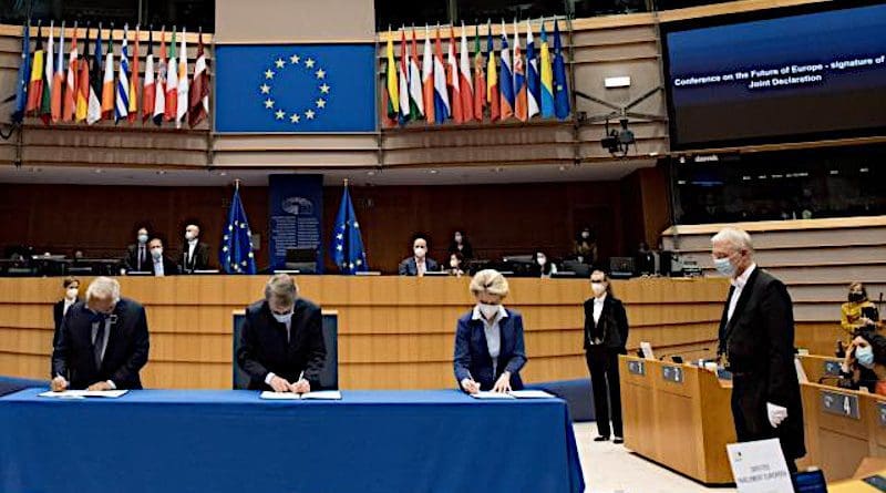 Signature of the Joint Declaration on the Conference on the Future of Europe (António Costa, David Sassoli, and Ursula von der Leyen). Photo: Etienne Ansotte / ©European Union, 2021. EC - Audiovisual Service