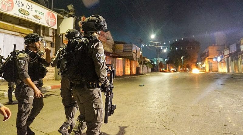 Israeli police officers in Lod, Israel. Photo Credit: Israel Police, Wikipedia Commons