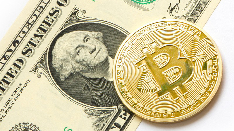 bitcoin cryptocurrency dollar