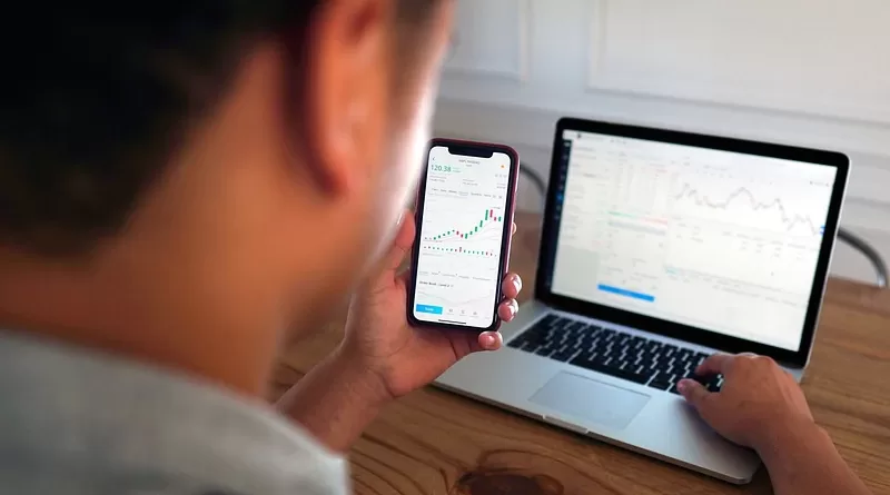 Man Computer Stock Trading Iphone Finance Day Trader Market