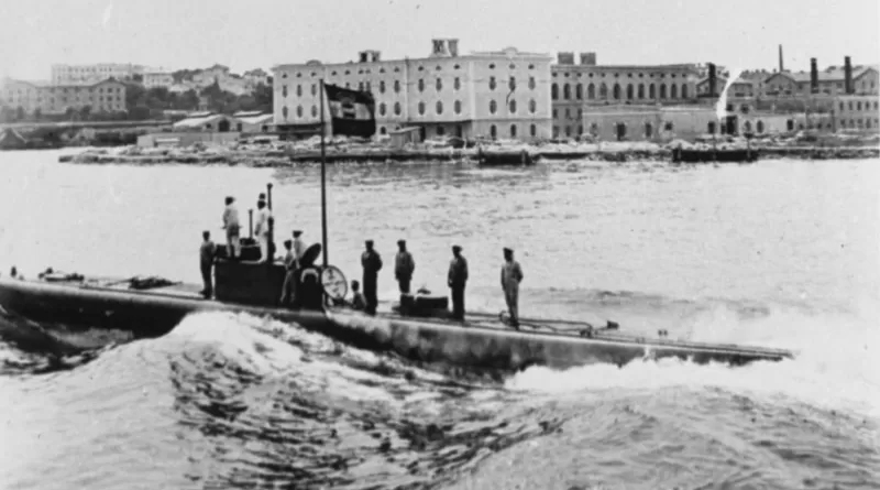 The Austro-Hungarian U-boat SM U-1 in Pola. Credit: Wikipedia Commons