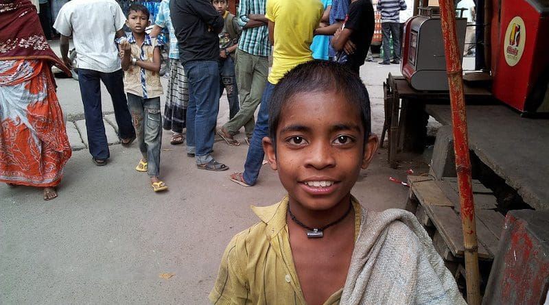 Boy Bangladesh Dhaka Bazaar Asia