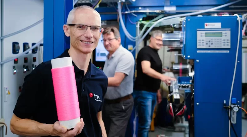 Rudolf Hufenus’ team is a world leader in the production of liquid-filled fibers. Image: Empa