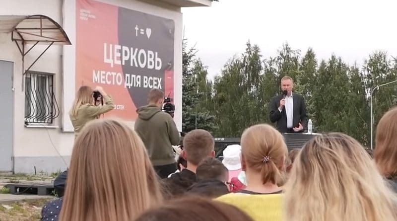 New Life Church outdoor worship in church car park, Minsk, 29 August 2021 New Life Church [CC BY-NC-ND 4.0]