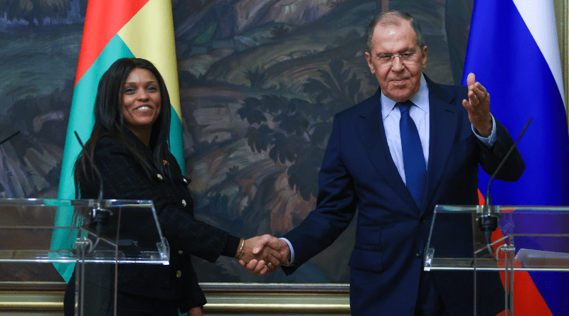 Russian Foreign Minister Sergey Lavrov with Guinea-Bissau's Suzi Carla Barbosa. (Photo supplied)