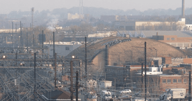 Air pollution is the leading environmental risk factor to health, and it inequitably affects people of color and low-income residents in the D.C. area, according to new research in GeoHealth. CREDIT: Jim Kuhn