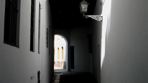 Street in the old Jewish neighborhood of Seville, Spain. Photo Credit: Si B, Wikipedia Commons
