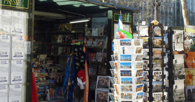 newspapers Newsstand Kiosk Press Postcard Paris Paper France