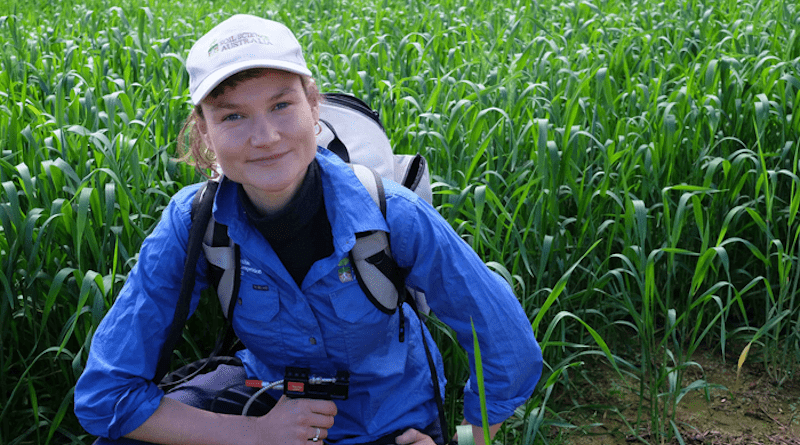 PhD student Ruby Hume’s research is also investigating in-field spectral assessment of soils using infrared spectroscopy technology. CREDIT: Ruby Hume, The University of Adelaide