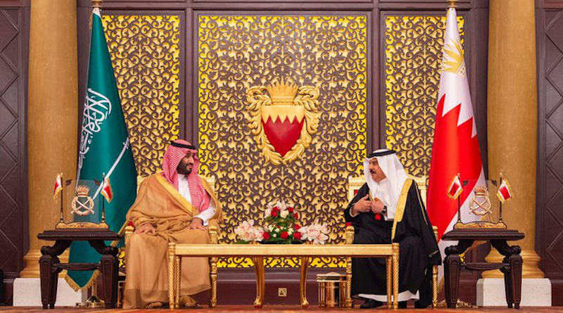 Bahrain's King Hamad receives Saudi Arabia’s Crown Prince Mohammed bin Salman in Manama. (MOFA)