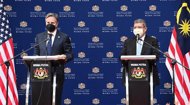 U.S. State Secretary Antony Blinken (left) joins Malaysian Foreign Minister Saifuddin Abdullah at a news conference in Putrajaya, Dec.15, 2021. Photo Credit: Malaysian Ministry of Foreign Affairs