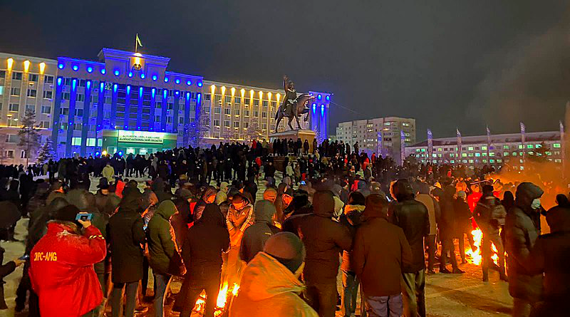 Protests in Kazakhstan. Photo Credit: Esetok, Wikipedia Commons