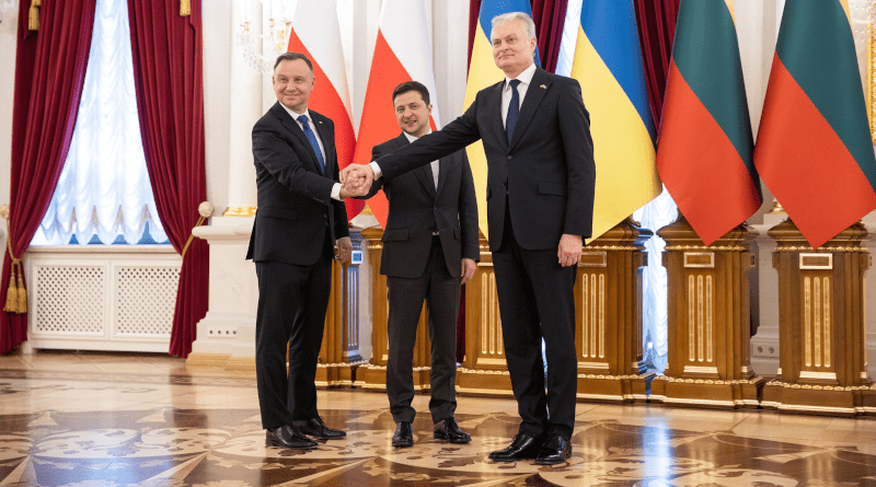Ukrainian President Volodymyr Zelenskiy (center), Polish President Andrzej Duda (left), and Lithuanian President Gitanas Nauseda. Photo Credit: Ukraine Presidential Office