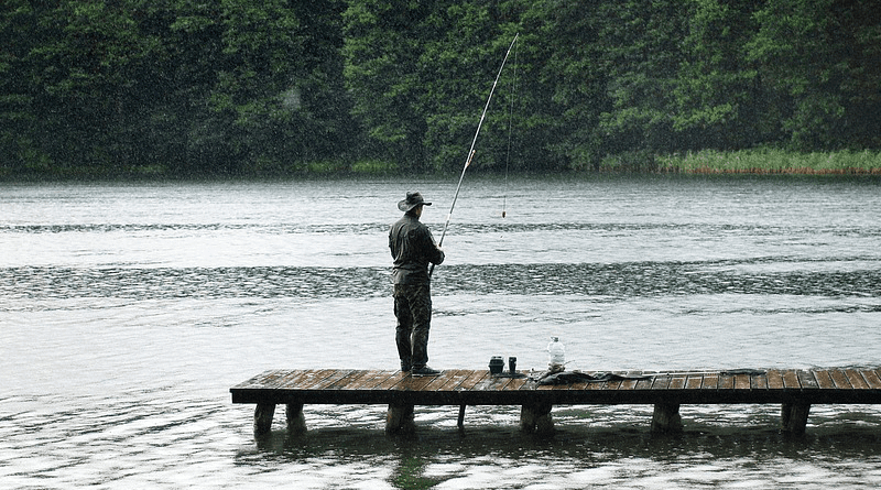 Angler Rain Catching Fishing Water Man Pond Lake