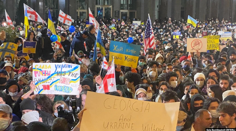 Georgians protest Russia's invasion of Ukraine. Photo Credit: RFE/RL