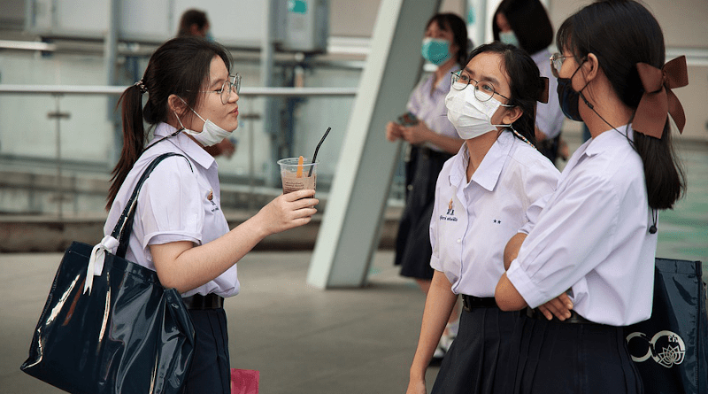 Women Group Friends Young Face Masks School Asia Girls Students Education