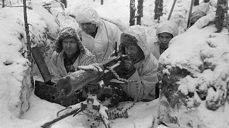 A Finnish Maxim M/09-21 machine gun crew during the Winter War between Finland and the Soviet Union. Photo Credit: Author unknown, Wikipedia Commons