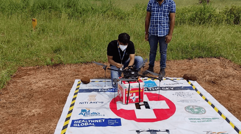Vaccine-loaded payload box being mounted on a drone for a BVLOS flight. Photo Credit: WEF