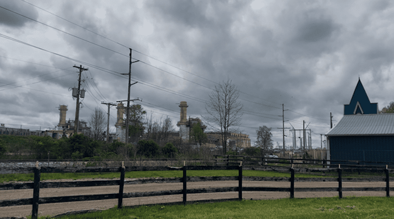 Clouds gather over the Caithness Energy Guernsey Power Station in Belmont County, Ohio. CREDIT: Leatra Harper/Freshwater Accountability Project
