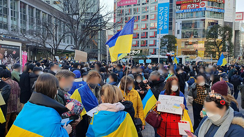 Protestors against 2022 Russia invasion of Ukraine, at the Hachiko square in Shibuya, Tokyo, Japan. Photo Credit: Syced, Wikipedia Commons