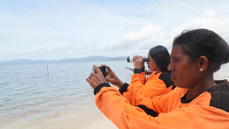 The Pokmaswas volunteers on Mutus Island conduct regular patrols to protect their waters against illegal and destructive fishing. Image courtesy of the Indonesian Coral Reef Foundation (Terangi).