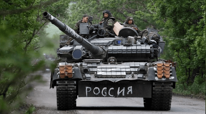 Russian Pacific Fleet naval infantry T-80BV tank in Ukraine. (Twitter/ https://twitter.com/RALee85/status/1532261520947695617)