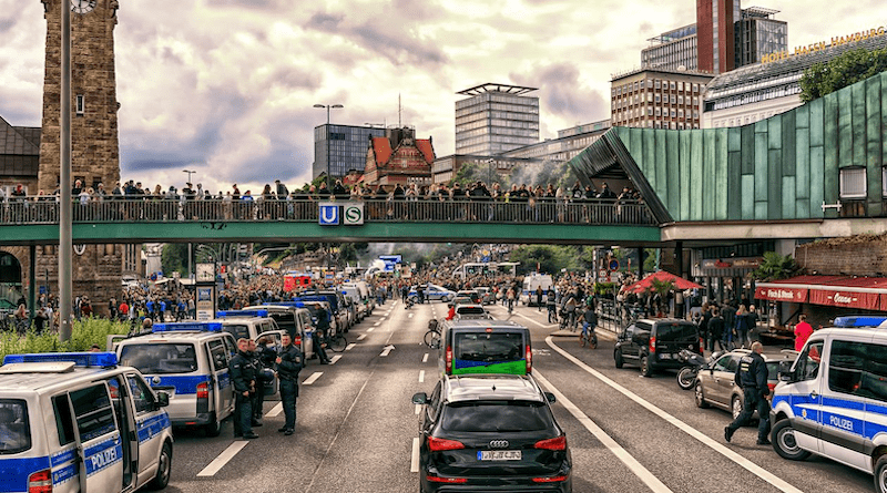 Demonstration G20 Protest Crowd Democracy