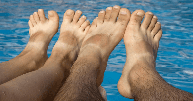 Bare Feet Foot Tanned Brown Hair Water Suntan