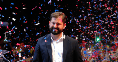 Chile's Gabriel Boric in the celebrations after his victory in the 2021 presidential election. Photo Credit: Fotografoencampana, Wikipedia Commons