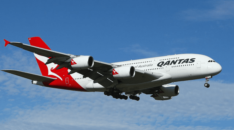 Qantas Australia Aeroplane Aircraft Airplane Aviation Flight