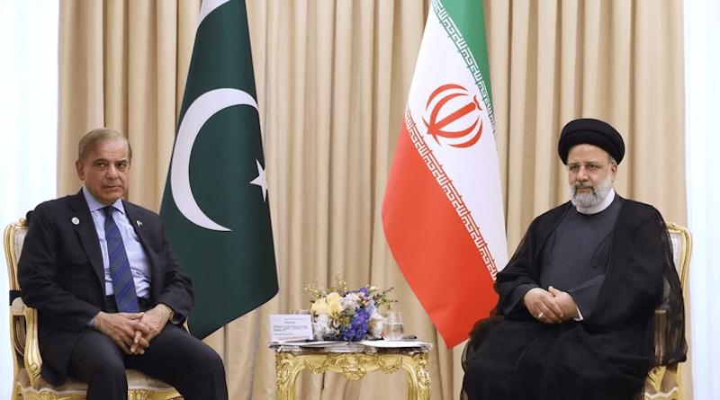 Pakistani Prime Minister Shehbaz Sharif with Iranian President Ebrahim Raisi. Photo Credit: Tasnim News Agency