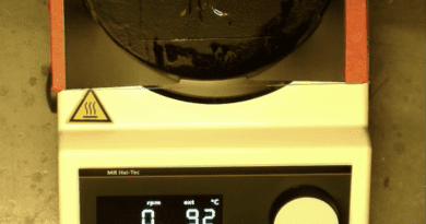 Patterned sample is being melted to show complete transparency and later the opacity returning as the sample cools and returns to a semicrystalline state. CREDIT. Video screenshot, The University of Texas at Austin