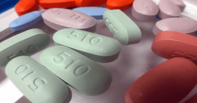 Antiretroviral drugs to treat HIV infection. CREDIT: NIAID
