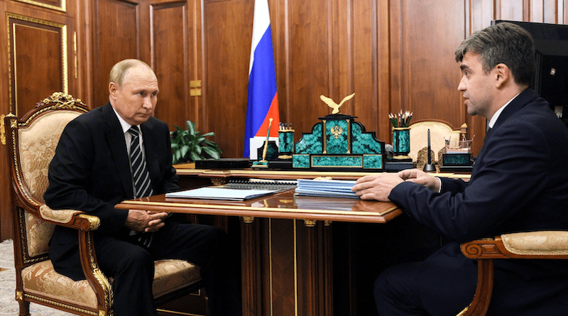 Russia's President Vladimir Putin meets Ivanovo Region Governor Stanislav Voskresensky. Photo Credit: Kremlin.ru