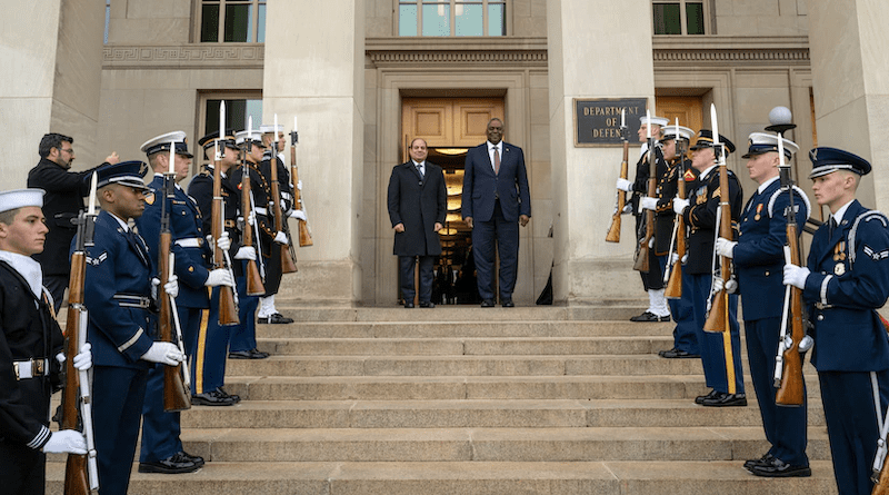 Secretary of Defense Lloyd J. Austin III hosts Egyptian President Abdel Fattah El-Sisi for a meeting at the Pentagon, Dec. 14, 2022. Photo Credit: Air Force Tech. Sgt. Jack Sanders, DOD