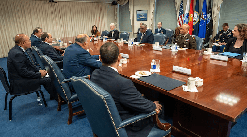 Secretary of Defense Lloyd J. Austin III hosts Egyptian President Abdel Fattah El-Sisi for a meeting at the Pentagon, Dec. 14, 2022. Photo Credit: Air Force Tech. Sgt. Jack Sanders, DOD