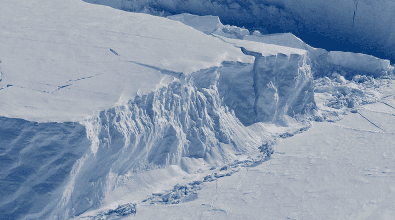 The Thwaites Ice Shelf in Antarctica CREDIT: Karen Alley