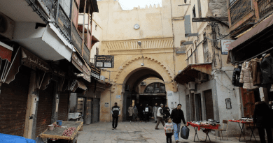 Bab el-Mellah, the historic entrance to the Jewish Mellah of Fez, Morocco. Photo Credit: Robert Prazeres, Wikipedia Commons